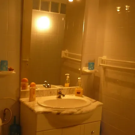 Chambre * Cherence-le-Roussel